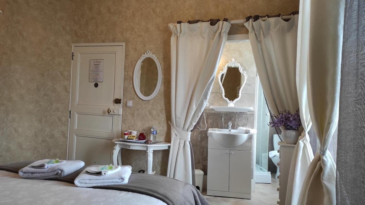 La Clef Dort Bed and Breakfast Beauchamps  Eksteriør billede